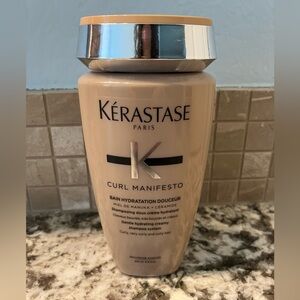 Kerastase Curl Manifesto Hydration Doucer Shampoo, New and Unopened.
